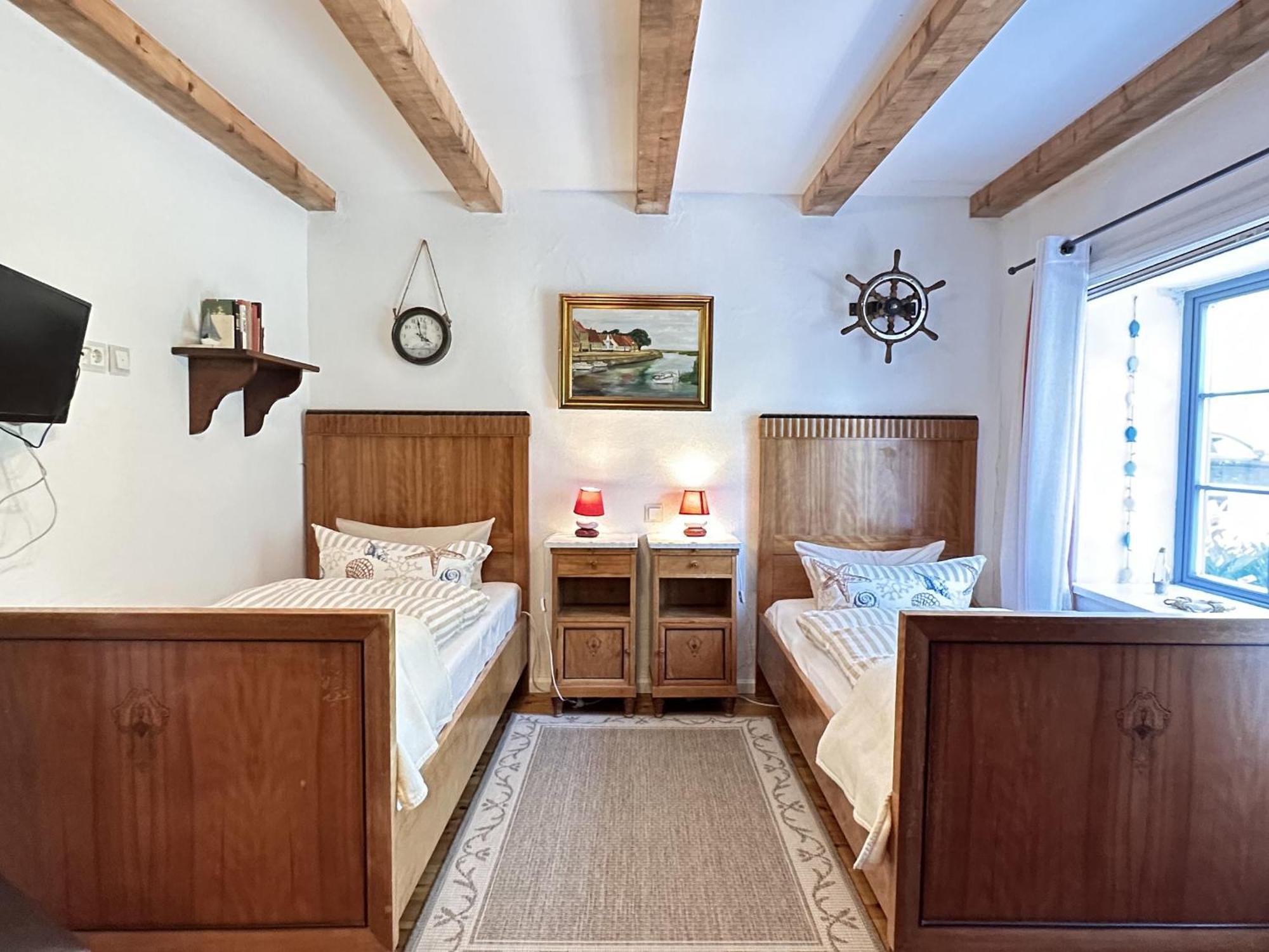 Ferienhaus Kleine Flucht Neuendorf プットブス エクステリア 写真